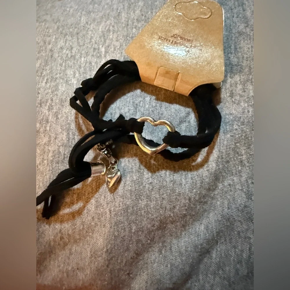 Black Heart Tassle Charm Bracelet